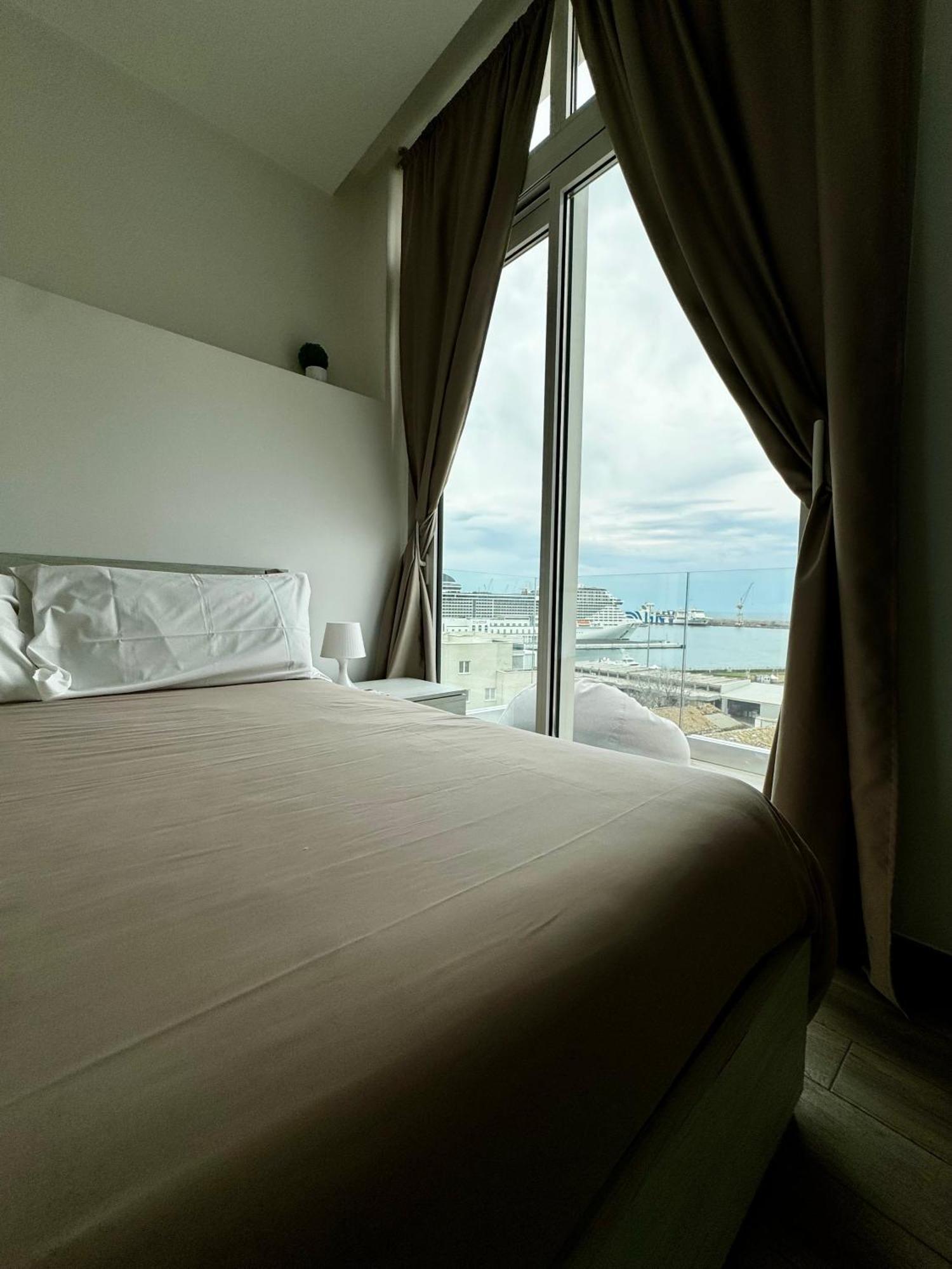 Palermo Inn Marina Exclusive View Экстерьер фото