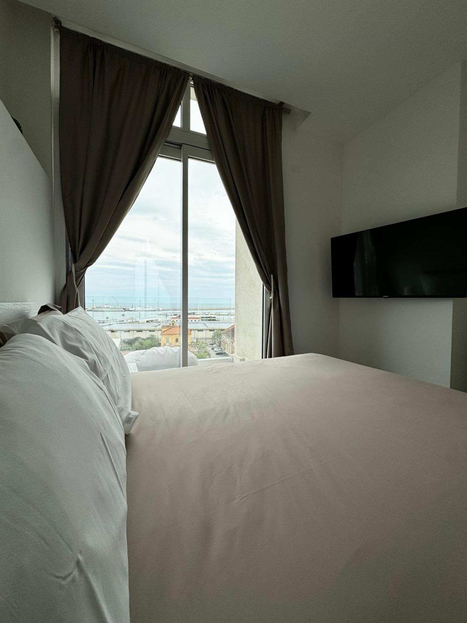 Palermo Inn Marina Exclusive View Экстерьер фото