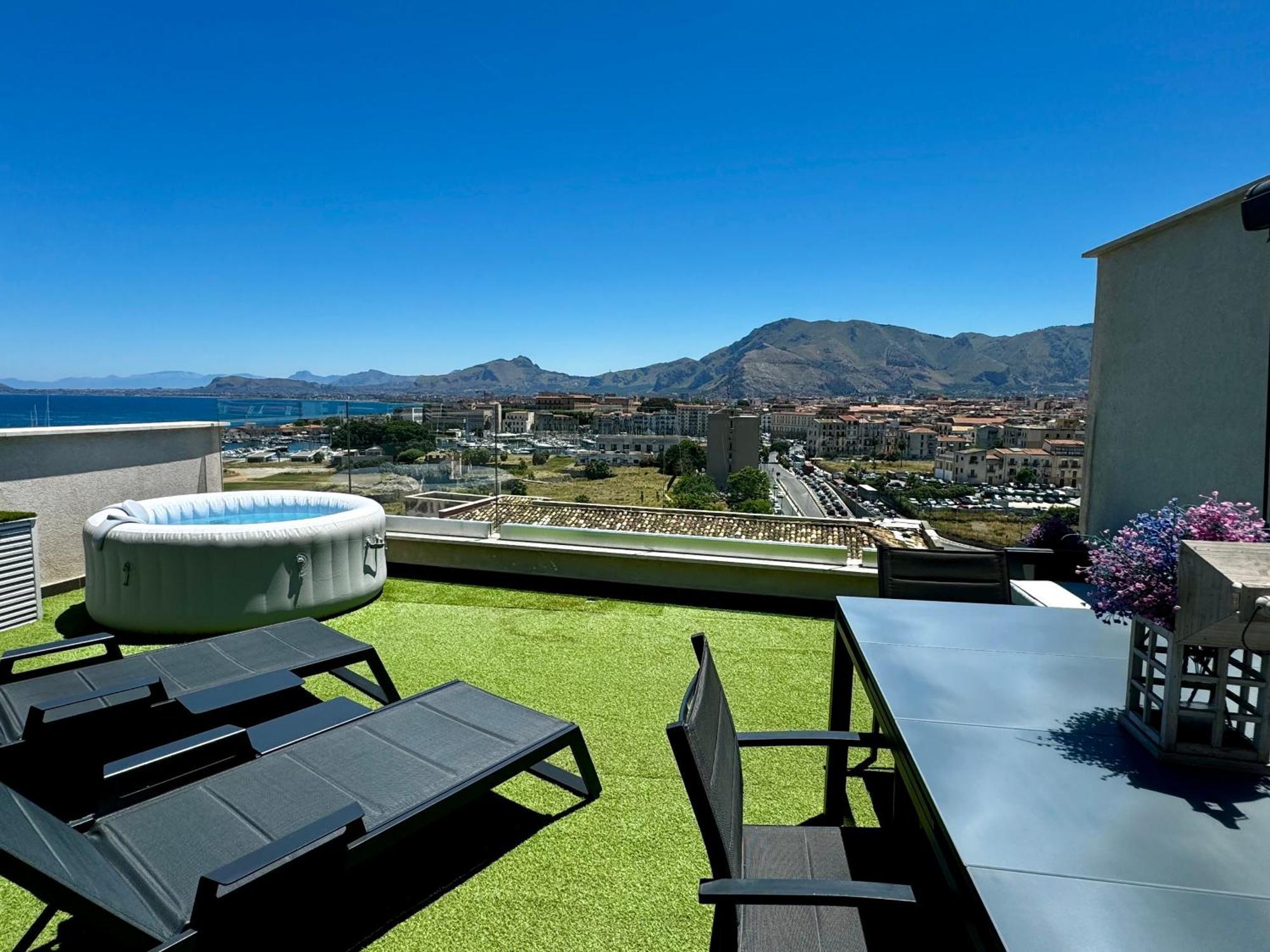 Palermo Inn Marina Exclusive View Экстерьер фото