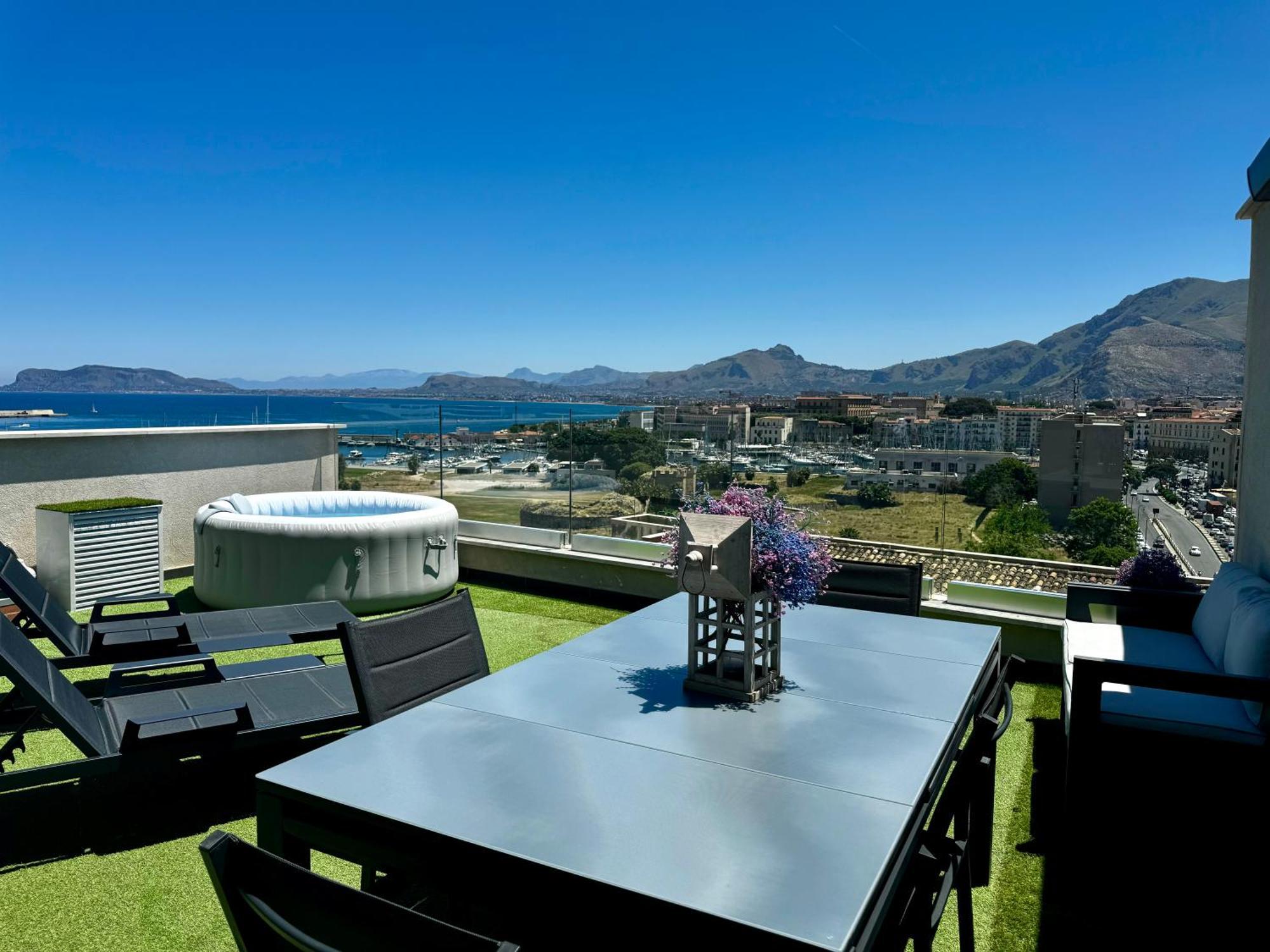 Palermo Inn Marina Exclusive View Экстерьер фото