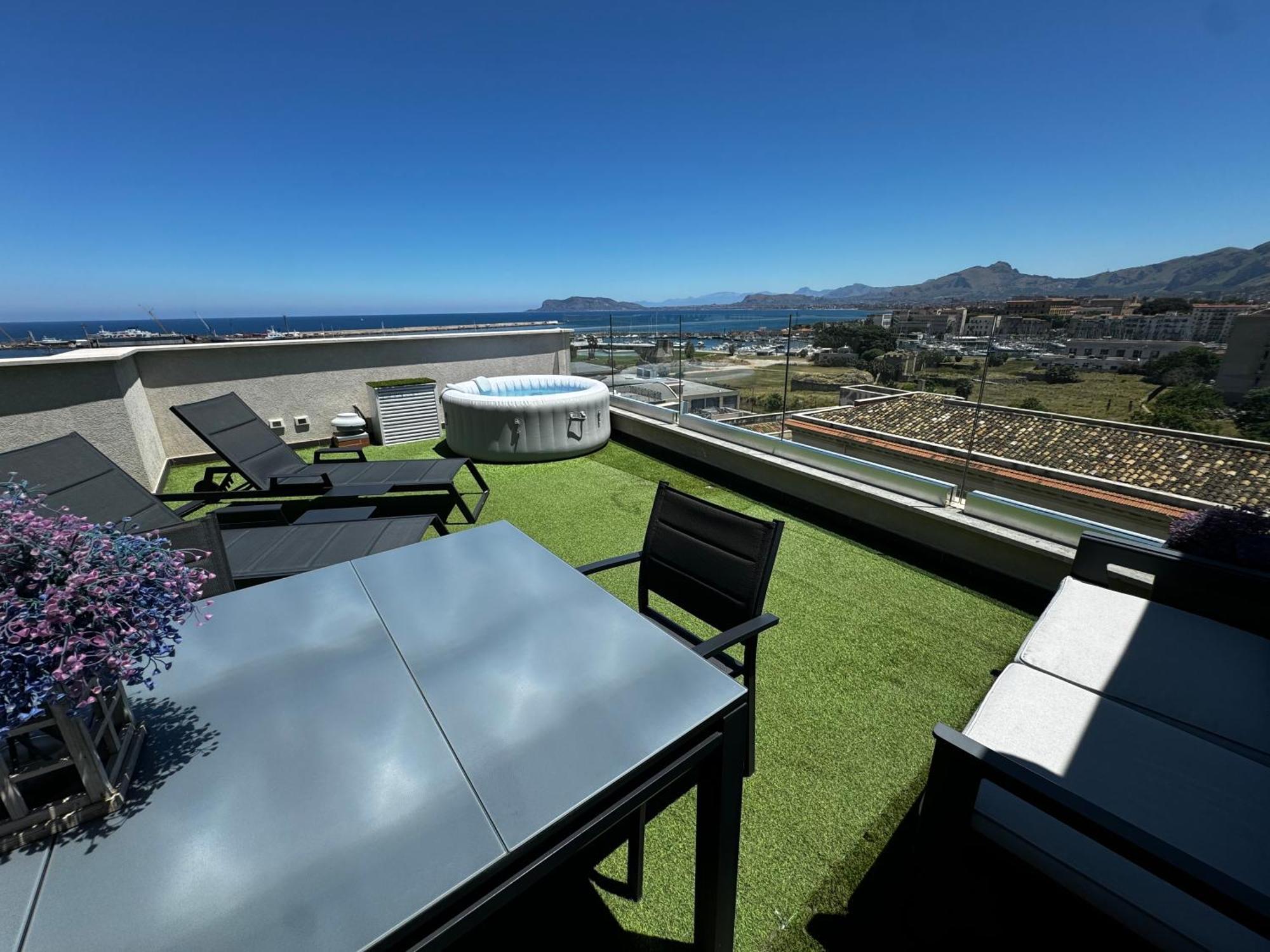 Palermo Inn Marina Exclusive View Экстерьер фото