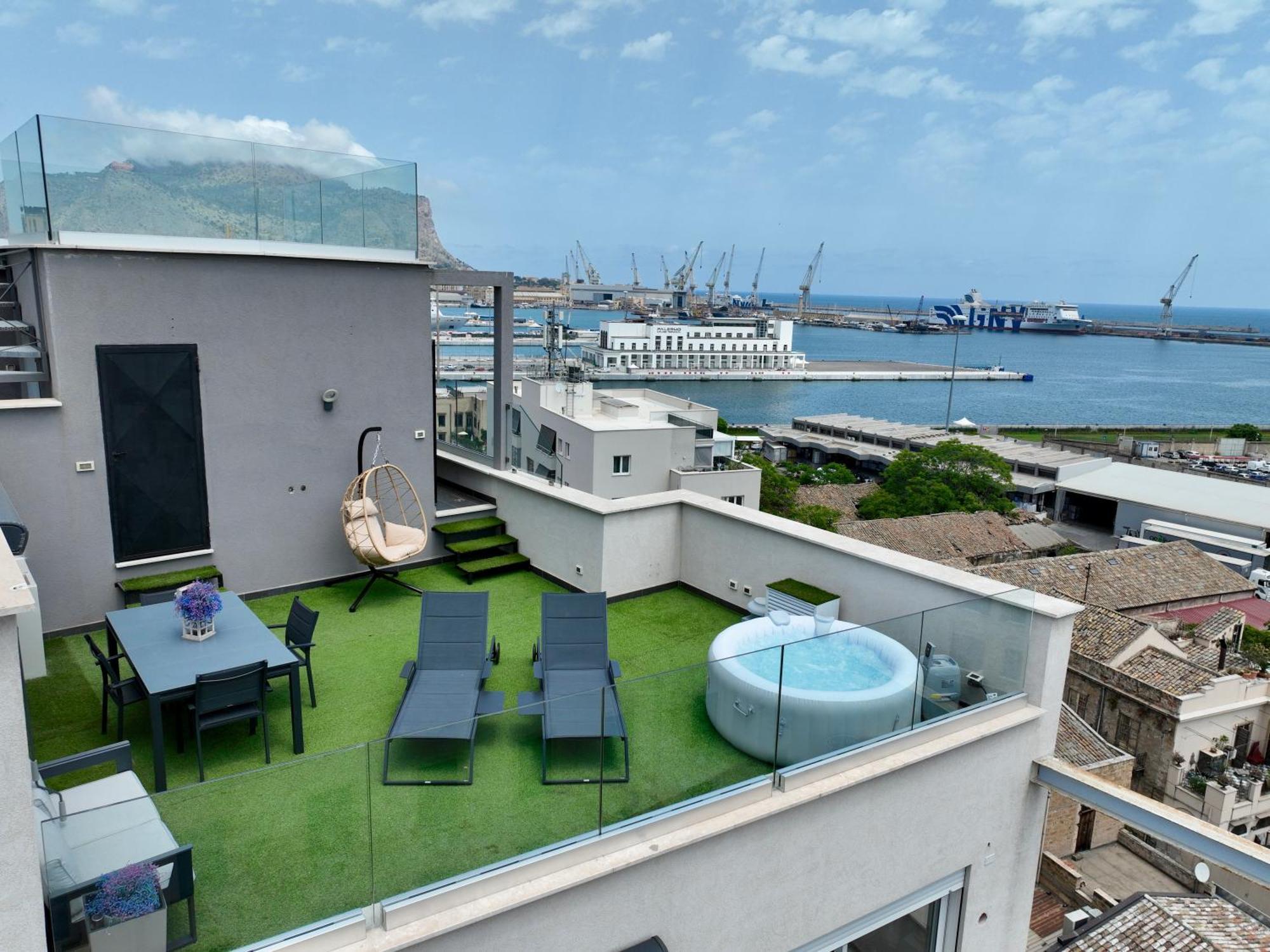 Palermo Inn Marina Exclusive View Экстерьер фото